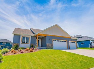 5327 Clare Dr, Madison, WI 53711