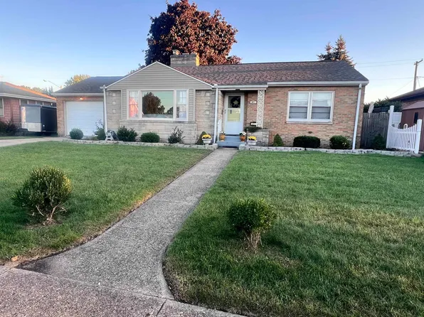 617 W 10th St, Mishawaka, IN 46544