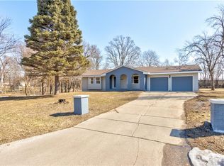 647 SE 28th Ct, Des Moines, IA 50317