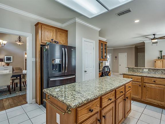 5th image of 3702 Old Orchard Ct