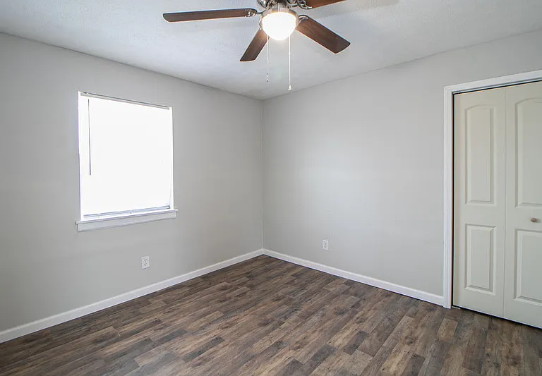 404-13 Thompsonville Ln — Photo 16
