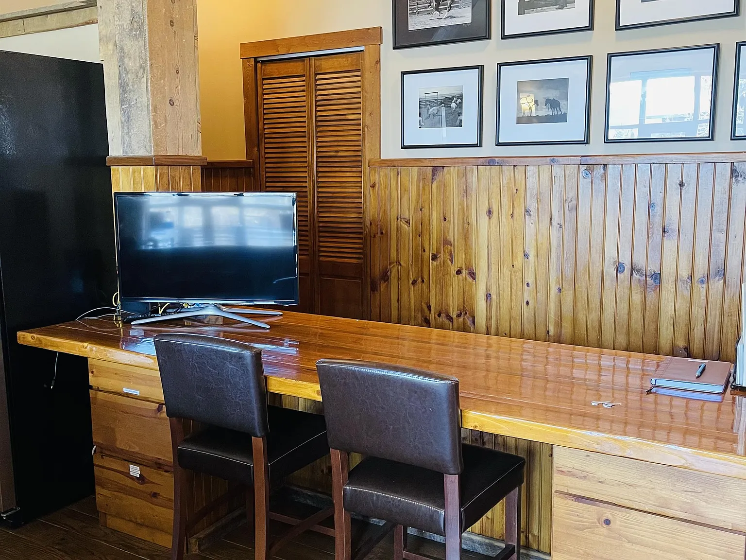 Westcliffe Outpost Apartments - Silverado Suite — Photo 4