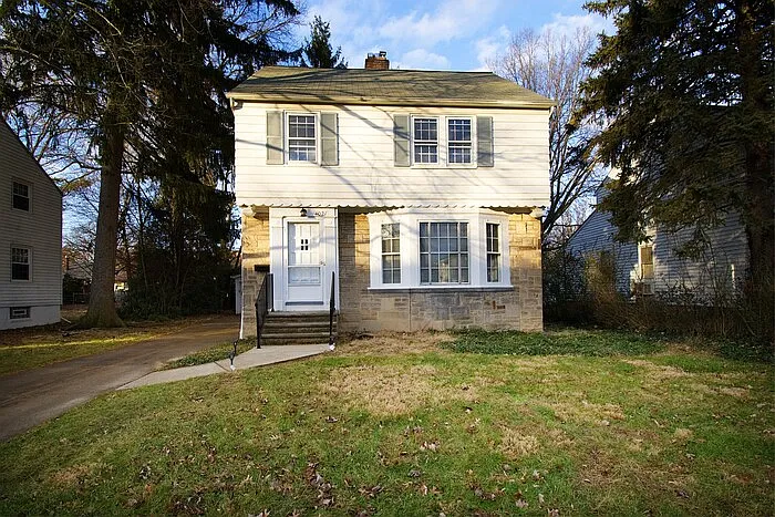 4021 Rosemond Rd photo 1