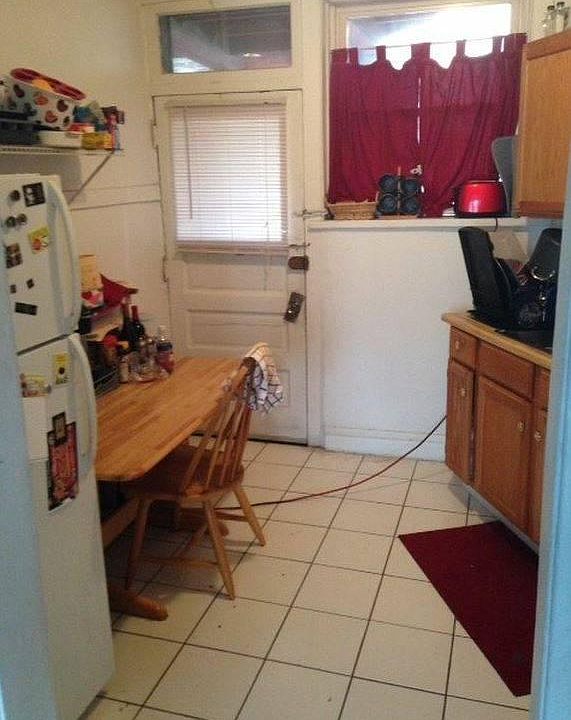 2nd image of 2639 W Ainslie St APT 3D