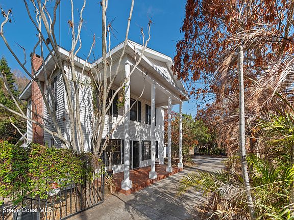 3rd image of 4301 Crooked Mile Rd