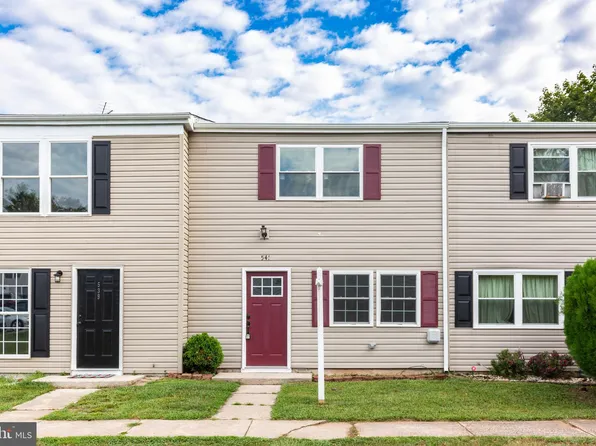 541 Daisy Dr, Taneytown, MD 21787