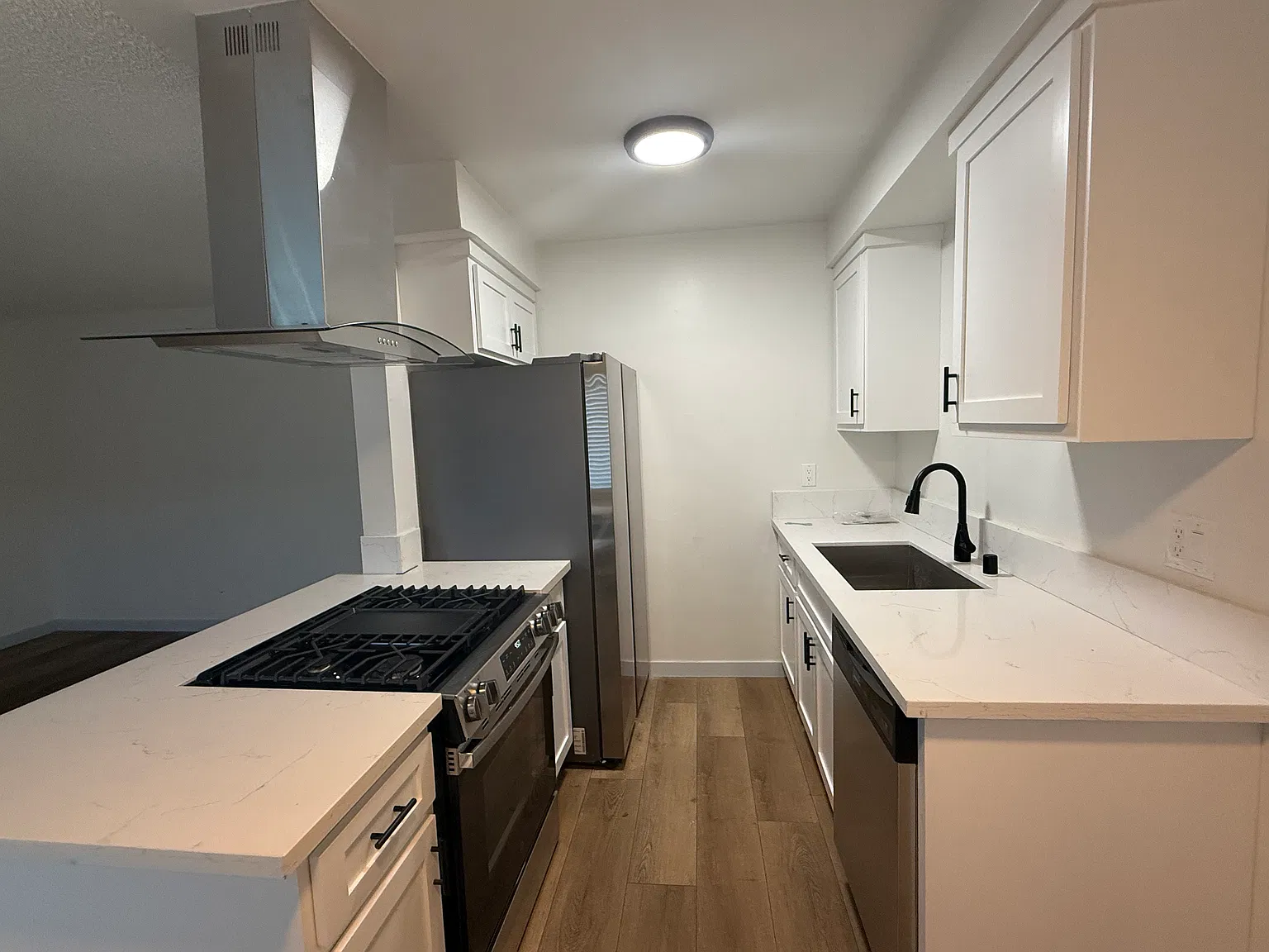 2 bed, $2,200 — Photo 4