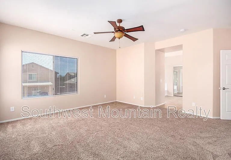 41261 W Laramie Rd — Photo 19