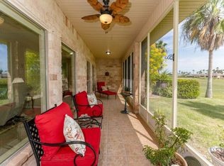 31 Torrey Pines Rd, Pt Isabel, TX 78578