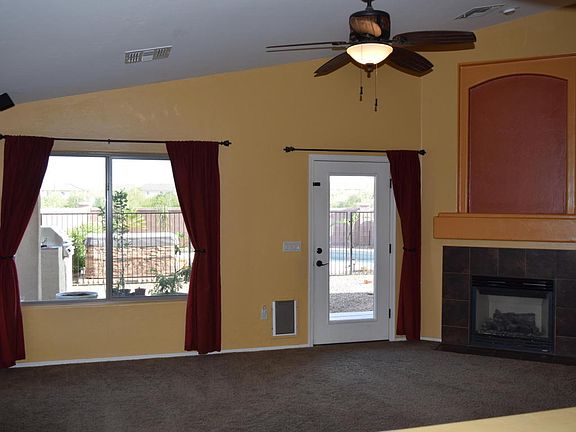 3rd image of 837 W Calle Barbitas