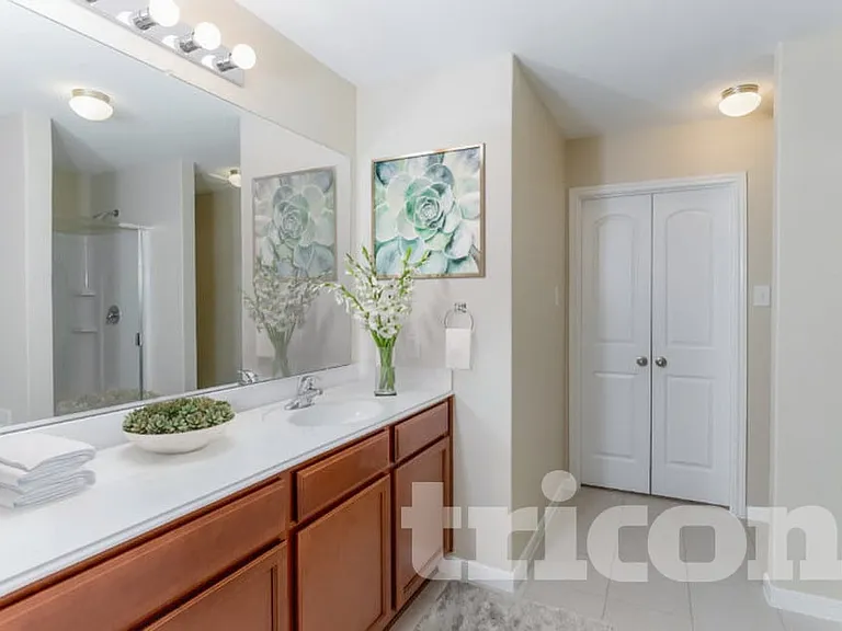 333 Summer Horse Dr — Photo 8