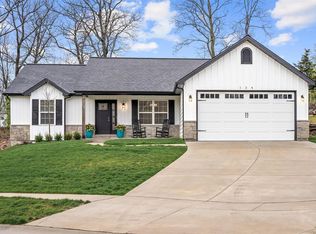 124 Peine Valley Ct, Wentzville, MO 63385
