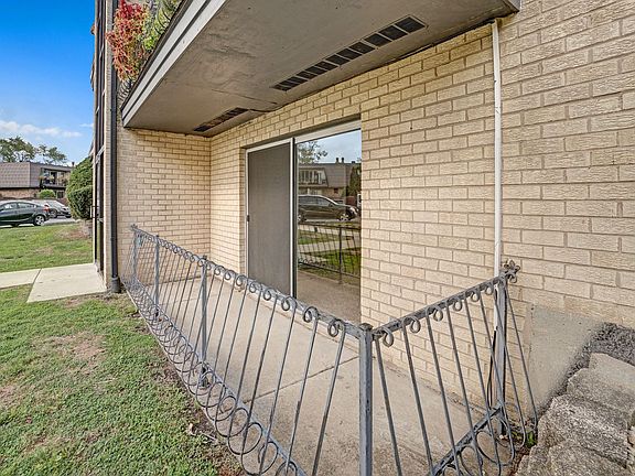 4th image of 11126 S 84th Ave APT 1A