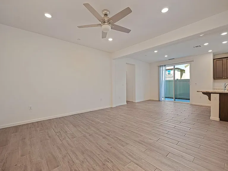 3013 Mohawk Way — Photo 3