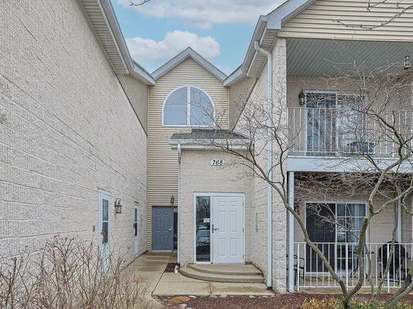768 N Gary Ave Unit 103, Carol Stream, IL 60188