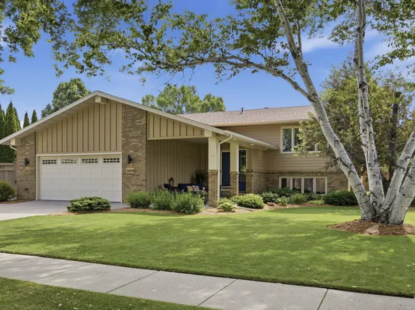 3604 Rivershore Dr S, Moorhead, MN 56560