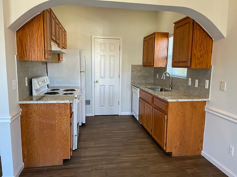 8170 W Annsbury Cir #10 — Photo 8