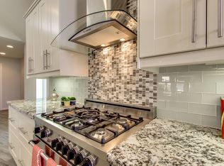 825 E Royal Palm Rd, Phoenix, AZ 85020