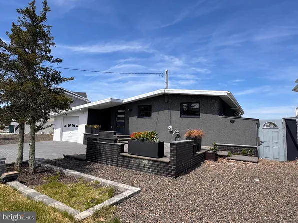 35 Daddy Tucker Dr, Little Egg Harbor, NJ 08087