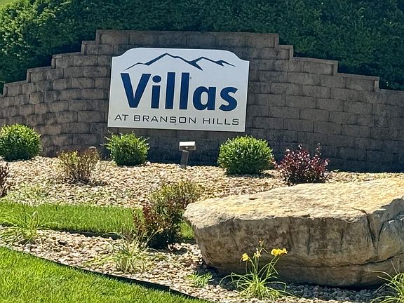 3rd image of 208 Rue De Villas Circle #4
