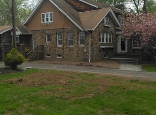 905 N Washington Ave, Green Brook, NJ