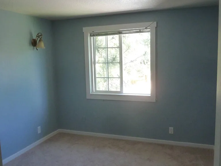 1901 NE Wells Acres Rd — Photo 10