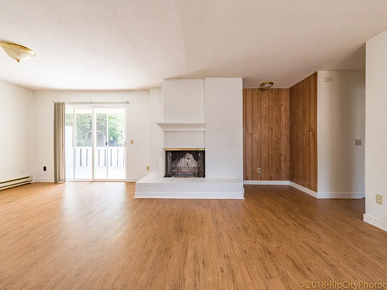 3421-3439 SW 125th Ave — Photo 4