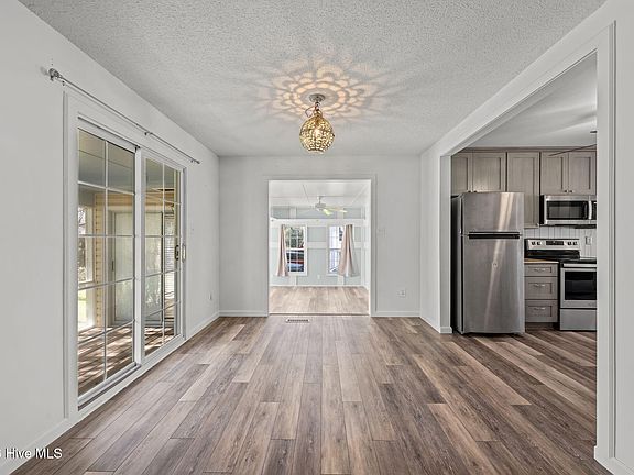 3rd image of 108 Starboard Drive