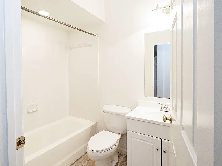 920 Rainier Rd — Photo 18