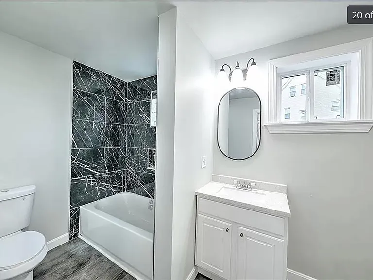 589 Public St #1 — Photo 2