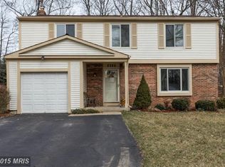 8286 Morning Dew Ct, Springfield, VA 22153