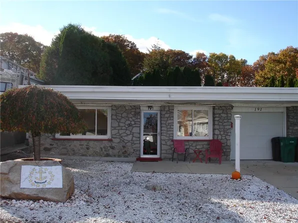 191 Fairfield Ave, Woonsocket, RI 02895