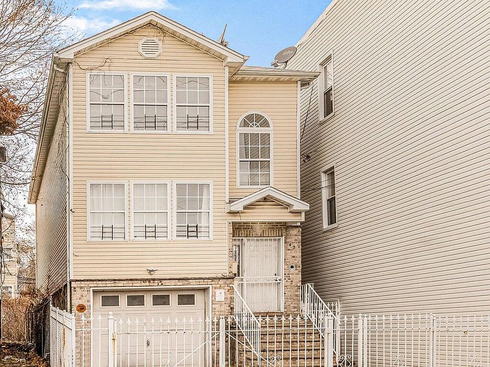 42 4th St, Newark, NJ 07107 | Zillow