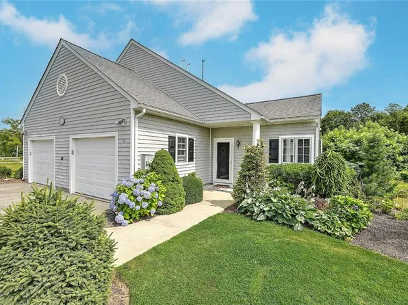 12 Village Way, Westport, MA 02790