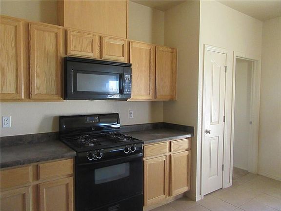 4th image of 10433 Canyon Sage Dr