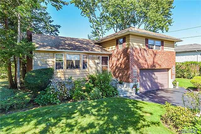 1st image of 45 Stauber Dr
