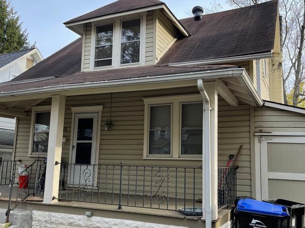 1108 Twaddell Dr, Upper Chichester, PA