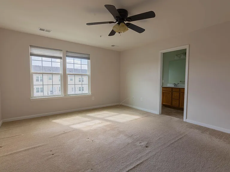 6407 Walcott Ln — Photo 10