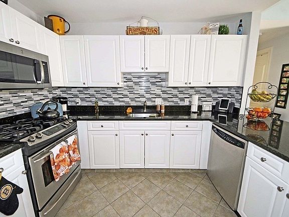2nd image of 614 Pond St Unit 1310