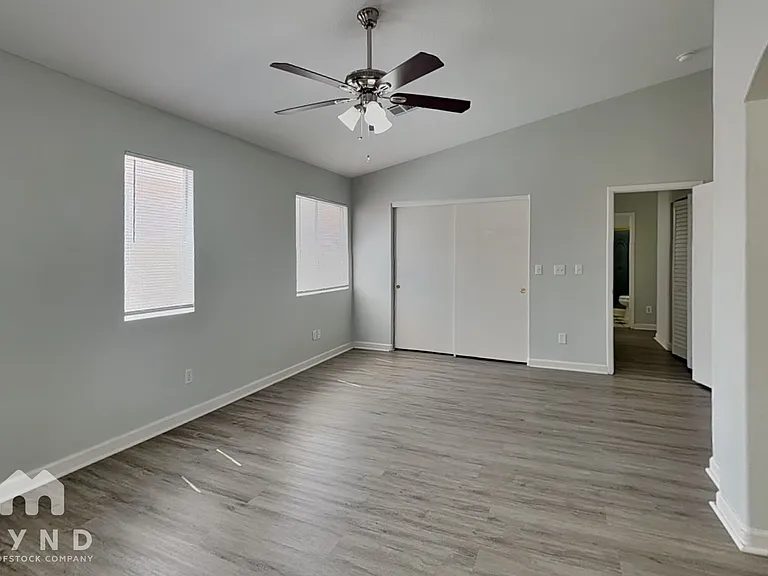 6602 Elk Creek Ln — Photo 11