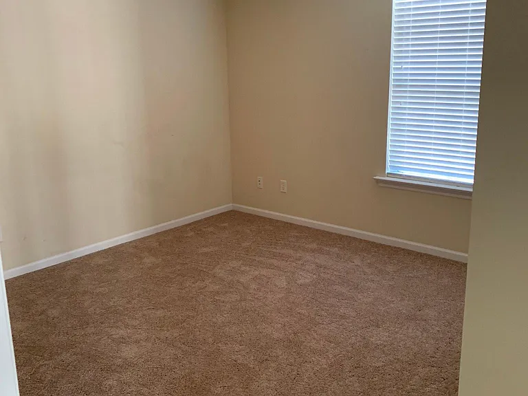 7122 Welsh Dr — Photo 11