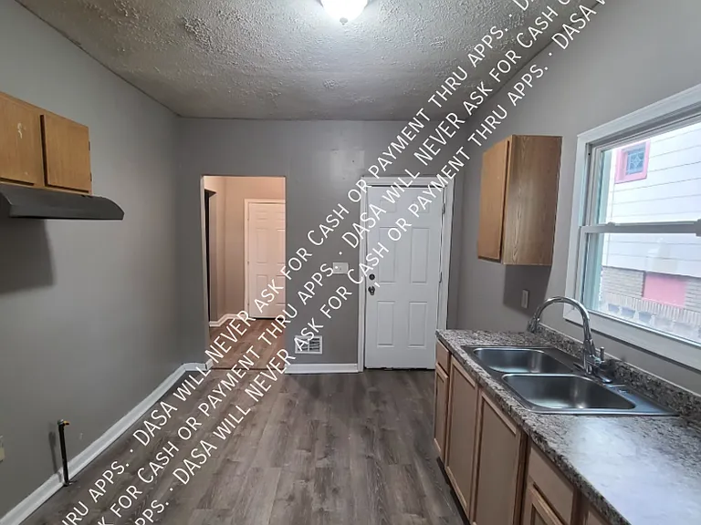 9 Emanon St #LOWER — Photo 6