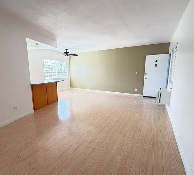 1934 N Hollywood Way #K — Photo 3