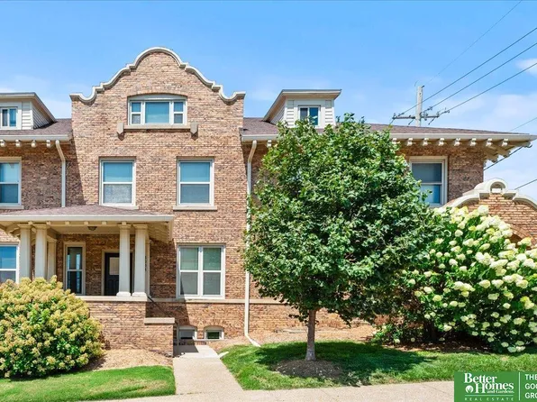 4004 Harney St, Omaha, NE 68131