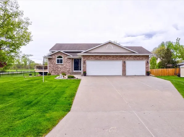 416 NW 70th Pl, Ankeny, IA 50023