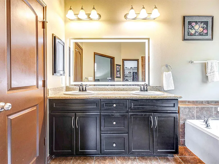 940 Oak Lynn Dr — Photo 13