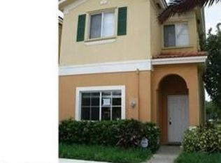 4401 Woodland Cir, Fort Lauderdale, FL 33319