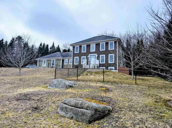 305 Club Rd, Brookside, NS B3T 1R4