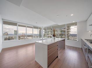 823 Carnarvon St #3103, New Westminster, BC V3M 0N5