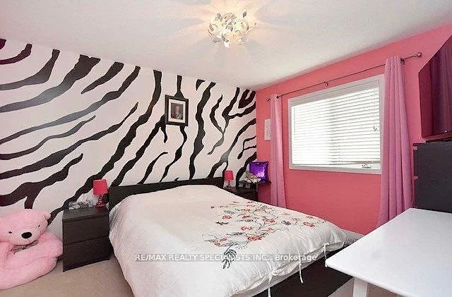 1307 Brandon Ter — Photo 10